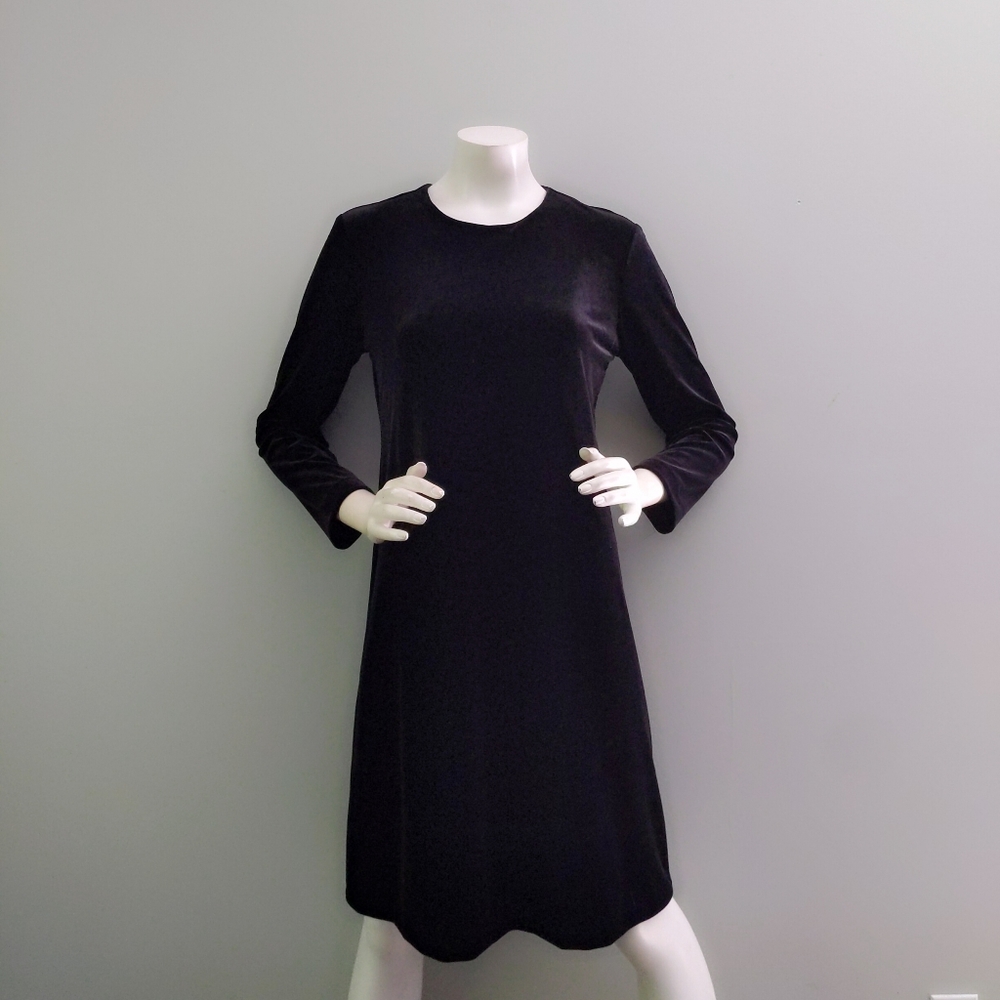 Vintage 1990s Black Velvet Crewneck Trapeze Skater Dress S M